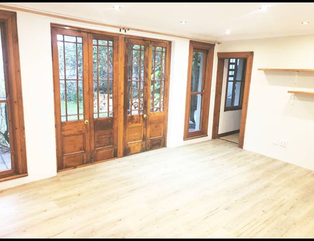 4 bed property to rent in WOODSTOCK
